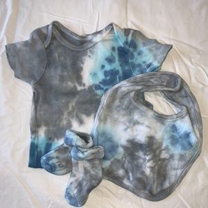 Infant Onesie Set
